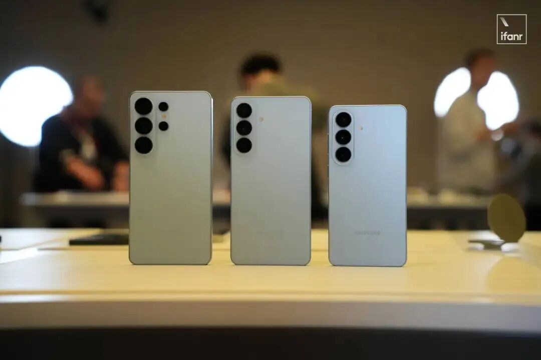  今年所有品牌手机即将大幅涨价，涨1000以上？AI的红利没吃上，钱包先空了 新闻 今年所有品牌手机即将大幅涨价，涨1000以上？AI的红利没吃上，钱包先空了 新闻 今年所有品牌手机即将大幅涨价，涨1000以上？AI的红利没吃上，钱包先空了 新闻