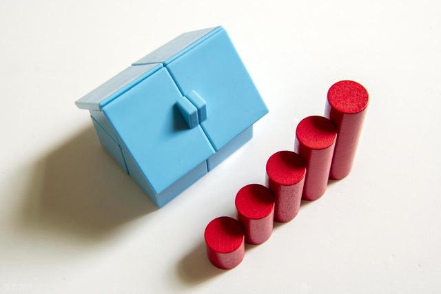  三底合力共振；市场信心回归，房地产迎来新阶段。 房产家居