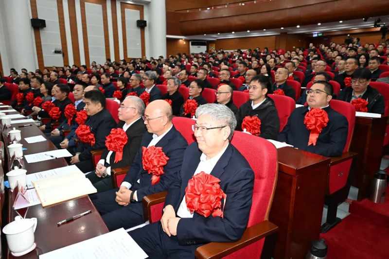  新春伊始各地行动迅速；高质量发展主题鲜明；多省会议传递务实担当信息。 新闻 新春伊始各地行动迅速；高质量发展主题鲜明；多省会议传递务实担当信息。 新闻 新春伊始各地行动迅速；高质量发展主题鲜明；多省会议传递务实担当信息。 新闻