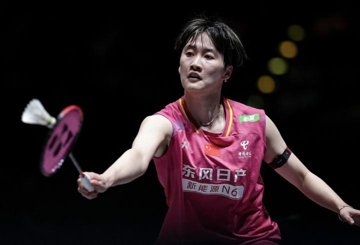  全英半决赛逆转惜败；陈雨菲肯定自我发挥；变速应对待提升。 体育新闻 全英半决赛逆转惜败；陈雨菲肯定自我发挥；变速应对待提升。 体育新闻