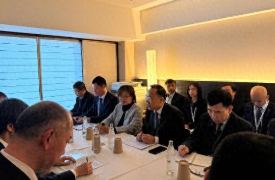  中东冲突升级，越南转向日韩寻求原油援助；能源安全面临严峻考验。 新闻 中东冲突升级，越南转向日韩寻求原油援助；能源安全面临严峻考验。 新闻