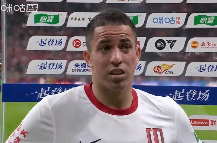  川渝德比激战龙兴，罗慕洛直言专注缺失酿遗憾；蓉城领先优势瞬间瓦解。 体育新闻 川渝德比激战龙兴，罗慕洛直言专注缺失酿遗憾；蓉城领先优势瞬间瓦解。 体育新闻