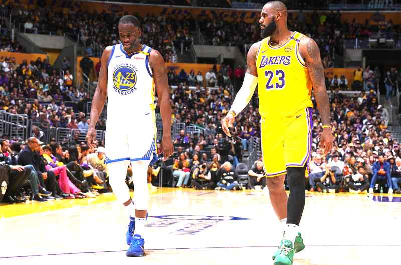  当强队开始"演戏"，普通球迷的心酸与无奈：聊聊那些被牺牲的精彩 体育新闻