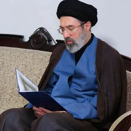  伊朗最高领袖生死迷局：信息真空下的权力结构坍塌风险评估 新闻